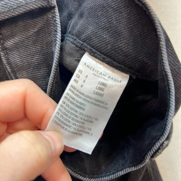 American Eagle Women's Grunge Slim Straight Jeans Stretch Size 6 Faded Black - Picture 4 of 11